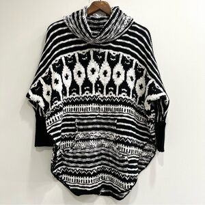 The Limited black white southwestern Aztec poncho knit sweater turtleneck Medium